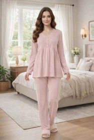 بيجامة حمل 1944